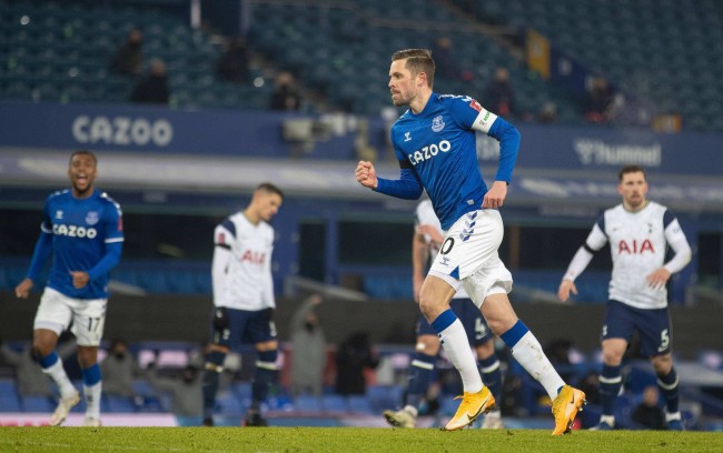 更多认同和 更多认同和